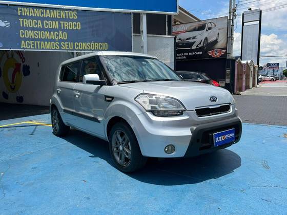 KIA SOUL 1.6 U.111 16V FLEX 4P MANUAL KIA SOUL 1.6 U.111 16V FLEX 4P MANUAL